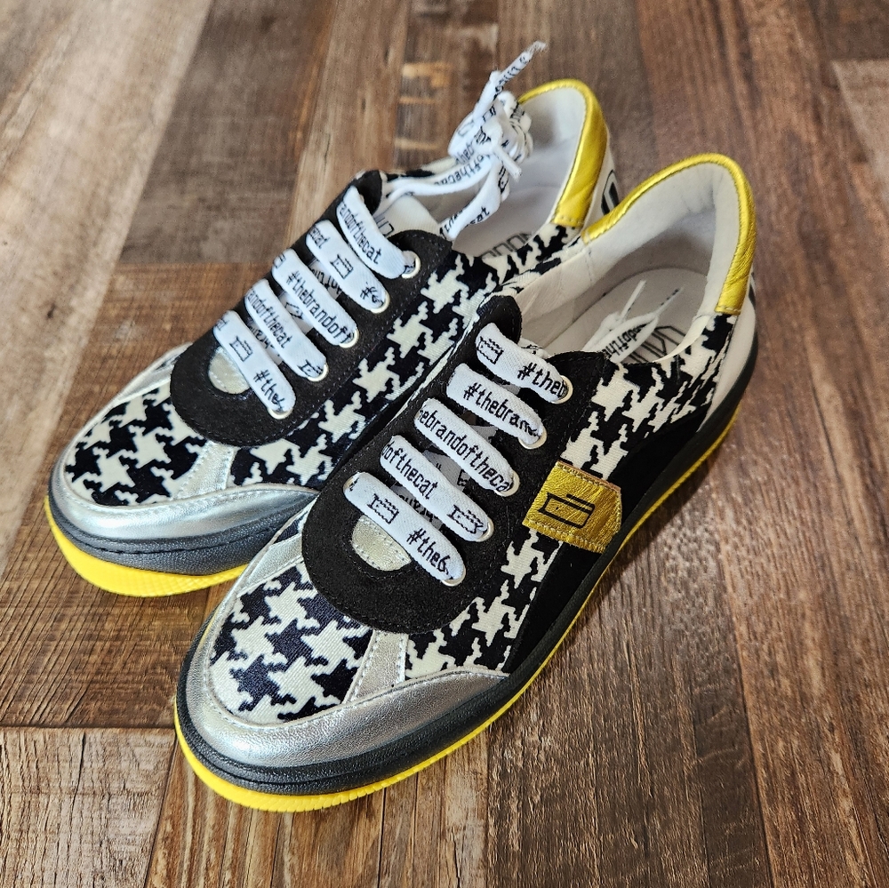 Vaddia Sneakers #thebrandofthecat